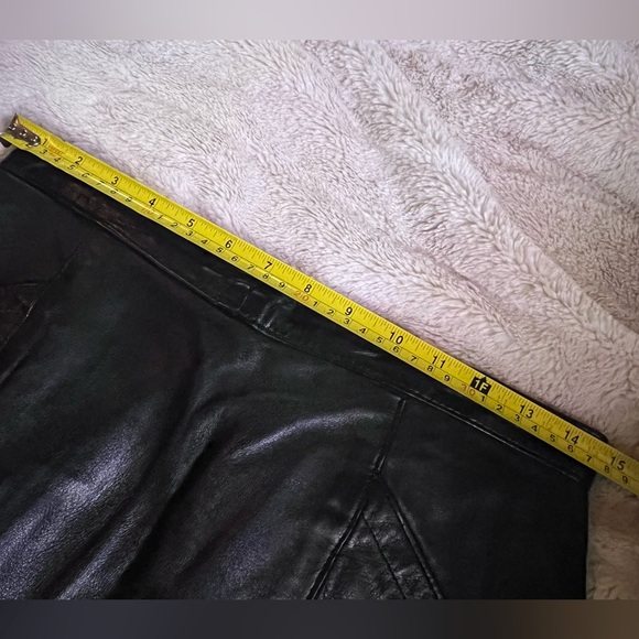 The Olde Hide House Black Leather Skirt - Picture 8 of 8